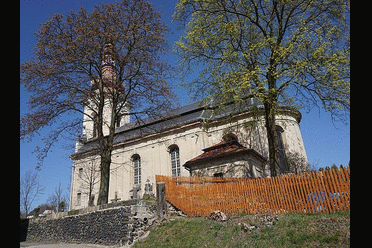 Na opravu fasády věže kostela ve Volfarticích věnuje Liberecký kraj 700 tisíc korun