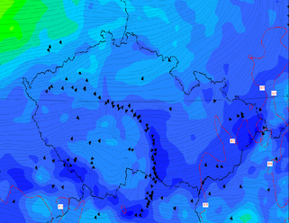 Dnes večer a v noci na zítřek očekáváme na vlnící se studené frontě výskyt silných a velmi silných bouřek.