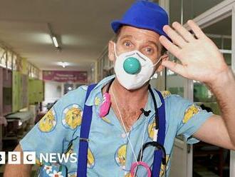 Mauritius medical clown: 'When I see the kids smiling I feel really good'