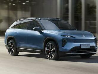 NIO ES7: elektromobil s dojezdem 850 km díky 150kWh baterii