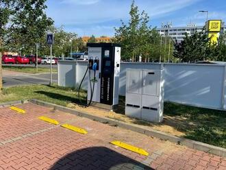 Kladno vítá novou nabíjecí stanici e-station