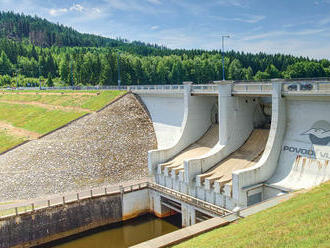 Poklad ukrytý pod hladinou. Lipno umí v případě blackoutu znovu rozjet Temelín