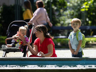 Slovensko dnes čaká extrémne teplo. Na juhu teplota vystúpi až na 38 stupňov