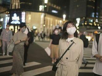 Japonsko sa po 2 rokoch otvorí turistom, ale iba s rúškami a sprievodcom