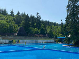 Grand hotel Strand**** kúpele Vyšné Ružbachy s procedúrami a vstupom do Aqua Thermall Wellness.