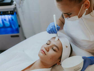 Vysoko efektívne ošetrenie pleti Hydrafacial Deluxe v Evia Clinic