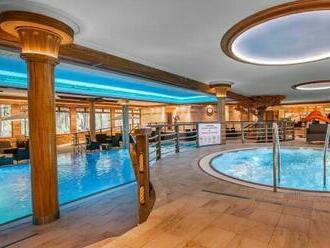 Wellness a romantik pobyt v Aqua Sport Hotel*** s vodným svetom a polpenziou