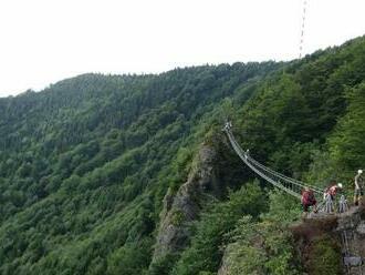 Slovenská via ferrata v Kremnických vrchoch s najdlhším lanovým mostom