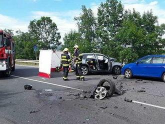 Tragická nehoda u Choratic uzavřela silnici z Děčína na Ústí nad Labem