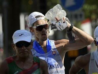 Smrť na triatlone vyvolala obavy. Počúvajte telo, neriaďte sa tempom, radia odborníci