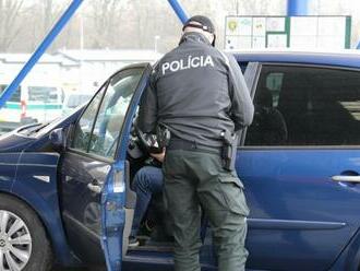 Ukrajinci sa balia a opúšťajú Slovensko: KOĽKÍ sa vrátil do rodnej krajiny?