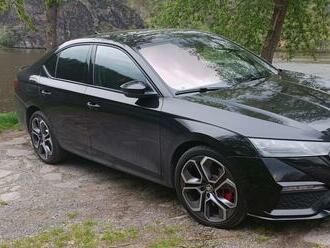 TEST: Škoda Octavia RS iV