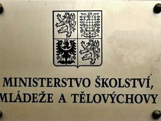 Výzva č. 7 MŠMT k předložení žádostí o poskytnutí dotace v rámci Programu 133 220 Rozvoj a obnova materiálně technické základny VVŠ - subtitul 133d 221 Rozvoj a obnova ubytovacích a stravovacích kapacit VVŠ