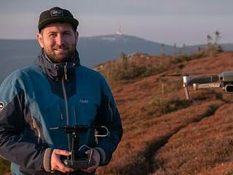 Fotograf propadl dronům, nabízí pohledy na Jeseníky z ptačí perspektivy