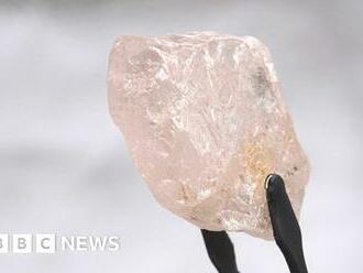 Lulo Rose: Largest pink diamond in 300 years found in Angola