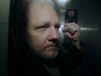 Assange sa odvolal proti svojmu vydaniu do USA