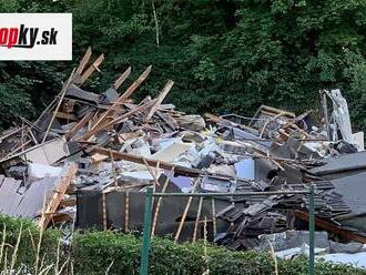 FOTO V nemeckom meste Hemer vybuchol bytový dom: Tri osoby utrpeli vážne zranenia, päť osôb je nezvestných