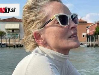 Legendárna Sharon Stone   bez zábran: Na fanúšikov takto vypustila HOLÉ PRSIA!