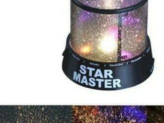 Star master lampa, vyčaruje na vašich stenách nebeskú atmosféru a izbu premení v planetárium.