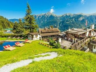 Vysoké Taury: Chalet Bellevue Alm s polpenziou a vstupom do 4* wellness a sauny.