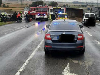 Písečtí policisté vyšetřují závažnou dopravní nehodu na křižovatce Lety. Střetl se zde osobní…