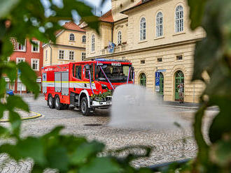 Žatec pořídil velkoobjemovou Scanii bez dotací, ve městě chmele nahradila starou poruchovou Liazku