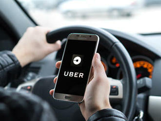 Uber ukáže řidičům výdělek před potvrzením cesty, slibuje si méně rušených jízd