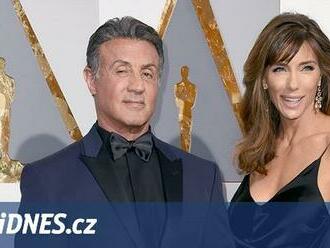 Sylvester Stallone se po 25 letech rozvádí. Žádost podala manželka