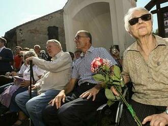 V Lošanech na rodném statku Josefa Mašína otevřeli Památník tří odbojů