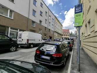 Bratislava zvýši počet parkovacích automatov