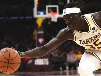 Wenyen Gabriel: LA Lakers player on how basketball could unite South Sudan