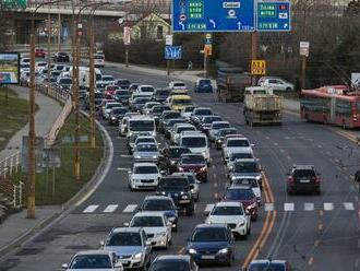 V Bratislave kreslia trvalé BUS pruhy na Gagarinovej ulici