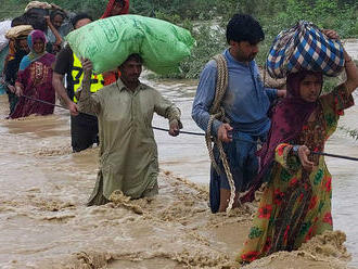 Monzúnové dažde si v Pakistane od júna vyžiadali už takmer 500 obetí