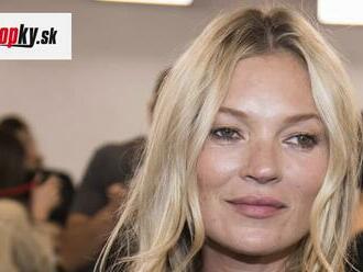 Odvaha jej rozhodne nechýba: Kate Moss   sa ukázala ÚPLNE NAHÁ!