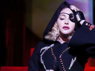 Bezzubý albový žebříček dál opakuje stále stejná jména. Madonna odstartovala ve druhé desítce