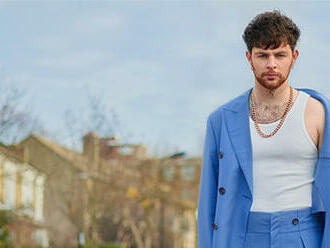 VIDEO: Tom Grennan v klipu k 