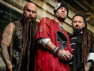 RECENZE: Five Finger Death Punch na 