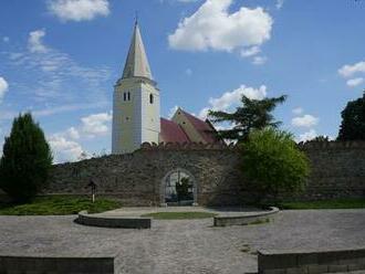 Kostoly za hradbami: Šenkvice