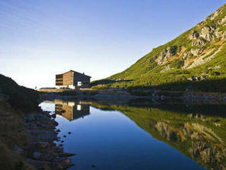 Úžasný relax už len kúsok od neba s polpenziou a wellness na Sliezskom dome****.