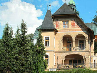 Hotel Vládna Vila Luhačovice pri kúpeľnom parku s polpenziou, Vincentkou a vstupom do aquacentra.