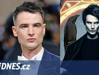 Kvůli roli Sandmana jsem měsíce hladověl, přiznává herec Tom Sturridge