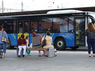 Arriva nemá řidiče. Na Plzeňsku nejezdí desítky autobusových spojů