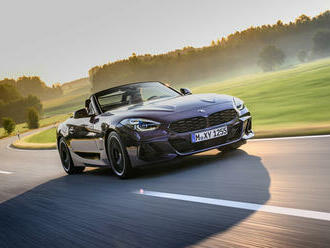 BMW Z4 se představuje po faceliftu. Šestiválec i manuální převodovka v nabídce zůstávají