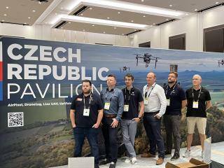 České firmy excelovaly s inovačními technologiemi bezpilotních letadel na UAV Expo Americas v Las Vegas