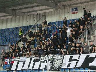 Slovácko s Partizanem v dlouhé přesilovce ztratilo dvougólové vedení, má jen bod