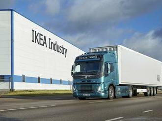 IKEA a Raben Group budou vozit zboží elektrickými náklaďáky Volvo