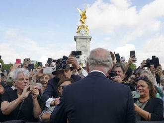 Britskému spoločenstvu ani monarchii momentálne rozpad nehrozí, náznaky tu však sú