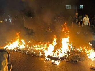 Počet obetí protestov po úmrtí mladej Iránky stúpol na 35