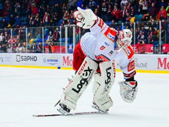 Hradec Králové uspěl po čtyřech prohrách a zdolal Karlovy Vary 3:0