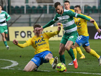 Trenéři zkritizovali fotbal v mrazivém počasí, podle Veselého je to šílenost